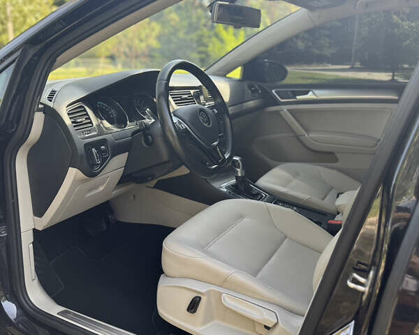 Черный Фольксваген e-Golf, объемом двигателя 0 л и пробегом 89 тыс. км за 10000 $, фото 17 на Automoto.ua