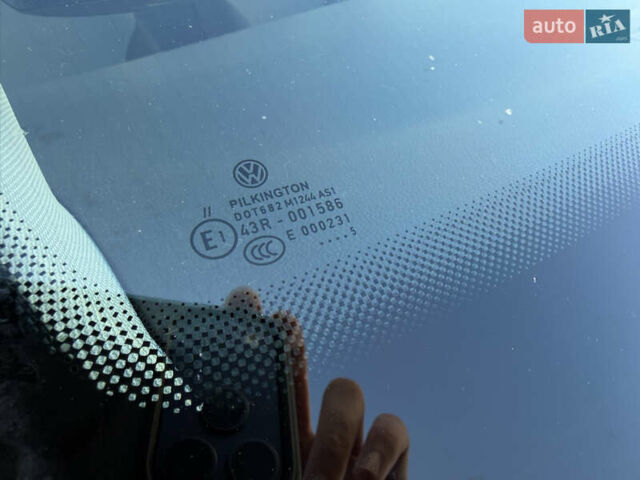 Черный Фольксваген e-Golf, объемом двигателя 0 л и пробегом 158 тыс. км за 7700 $, фото 14 на Automoto.ua