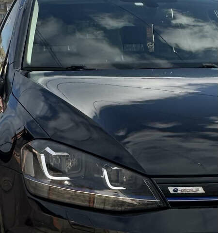 Черный Фольксваген e-Golf, объемом двигателя 0 л и пробегом 125 тыс. км за 9700 $, фото 5 на Automoto.ua