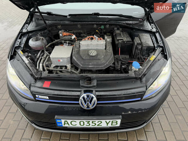 Черный Фольксваген e-Golf, объемом двигателя 0 л и пробегом 168 тыс. км за 8550 $, фото 33 на Automoto.ua