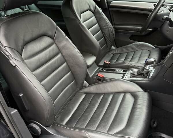 Чорний Фольксваген e-Golf, об'ємом двигуна 0 л та пробігом 130 тис. км за 9200 $, фото 39 на Automoto.ua