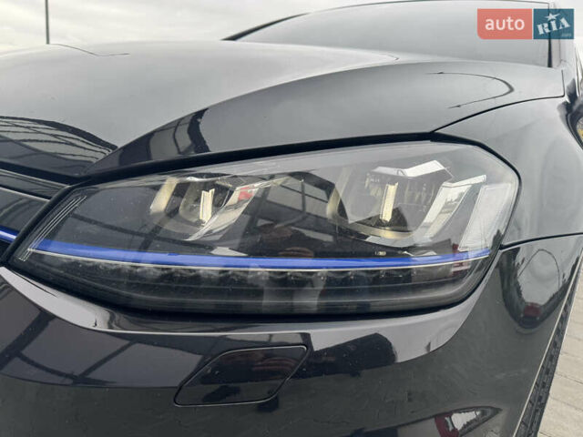 Черный Фольксваген e-Golf, объемом двигателя 0 л и пробегом 136 тыс. км за 9299 $, фото 34 на Automoto.ua