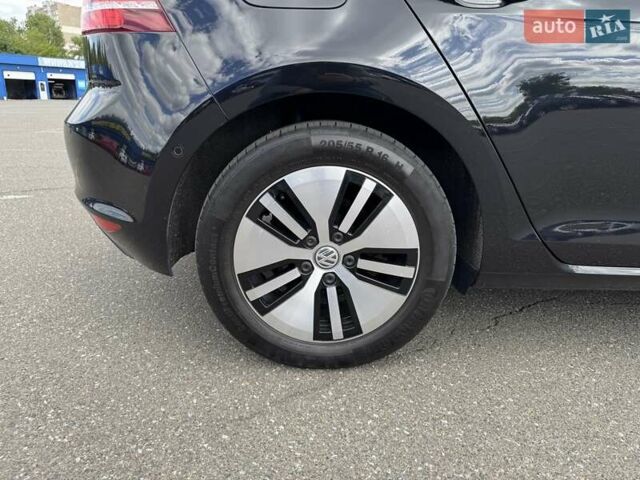 Чорний Фольксваген e-Golf, об'ємом двигуна 0 л та пробігом 106 тис. км за 8500 $, фото 19 на Automoto.ua