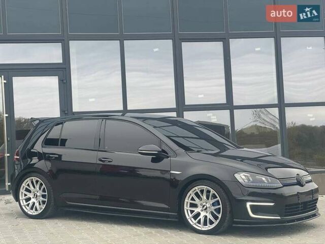 Чорний Фольксваген e-Golf, об'ємом двигуна 0 л та пробігом 136 тис. км за 9999 $, фото 12 на Automoto.ua