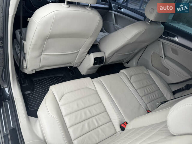 Черный Фольксваген e-Golf, объемом двигателя 0 л и пробегом 136 тыс. км за 9299 $, фото 54 на Automoto.ua