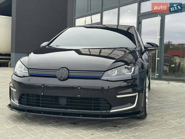 Чорний Фольксваген e-Golf, об'ємом двигуна 0 л та пробігом 136 тис. км за 9999 $, фото 18 на Automoto.ua