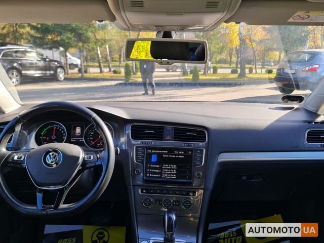 Чорний Фольксваген e-Golf, об'ємом двигуна 24 л та пробігом 113 тис. км за 9999 $, фото 10 на Automoto.ua