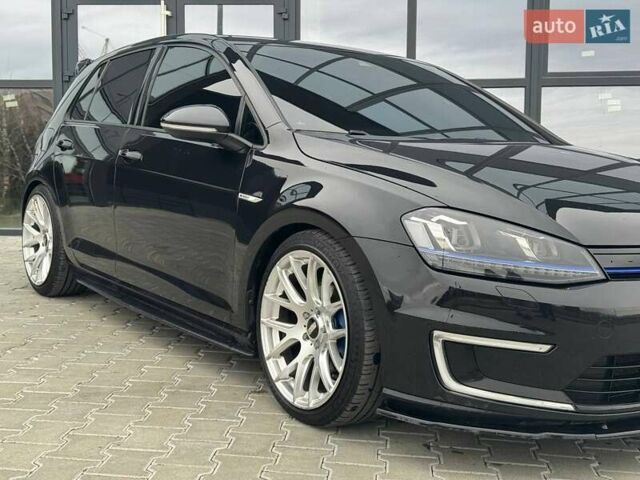 Чорний Фольксваген e-Golf, об'ємом двигуна 0 л та пробігом 136 тис. км за 9999 $, фото 19 на Automoto.ua