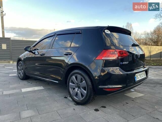 Черный Фольксваген e-Golf, объемом двигателя 0 л и пробегом 158 тыс. км за 6950 $, фото 7 на Automoto.ua