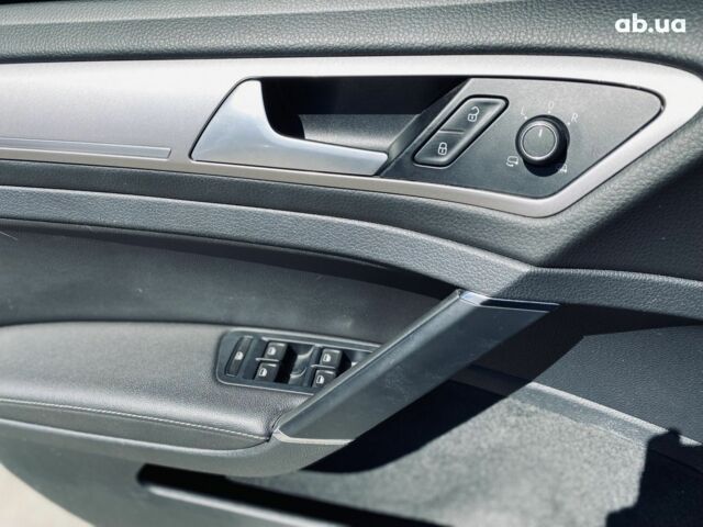 Черный Фольксваген e-Golf, объемом двигателя 0 л и пробегом 185 тыс. км за 9300 $, фото 13 на Automoto.ua