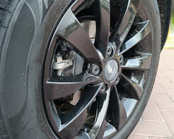 Чорний Фольксваген e-Golf, об'ємом двигуна 0 л та пробігом 120 тис. км за 7750 $, фото 16 на Automoto.ua