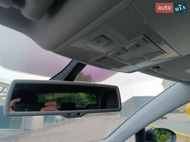 Чорний Фольксваген e-Golf, об'ємом двигуна 0 л та пробігом 120 тис. км за 7750 $, фото 66 на Automoto.ua