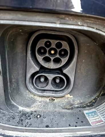 Черный Фольксваген e-Golf, объемом двигателя 0 л и пробегом 112 тыс. км за 8600 $, фото 50 на Automoto.ua