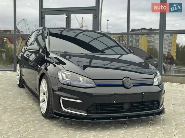Чорний Фольксваген e-Golf, об'ємом двигуна 0 л та пробігом 136 тис. км за 9999 $, фото 16 на Automoto.ua