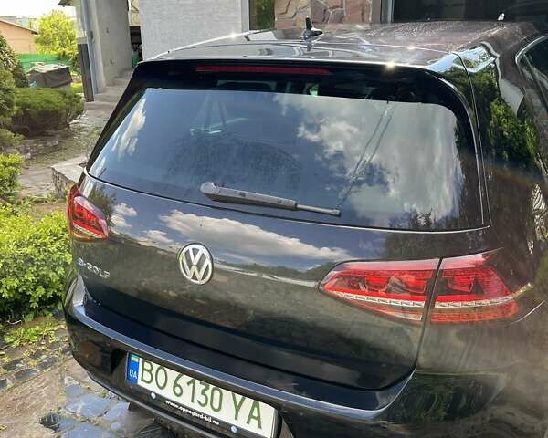 Черный Фольксваген e-Golf, объемом двигателя 0 л и пробегом 180 тыс. км за 7650 $, фото 9 на Automoto.ua