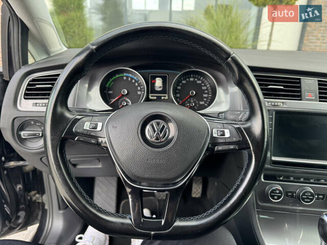Чорний Фольксваген e-Golf, об'ємом двигуна 0 л та пробігом 129 тис. км за 8999 $, фото 63 на Automoto.ua