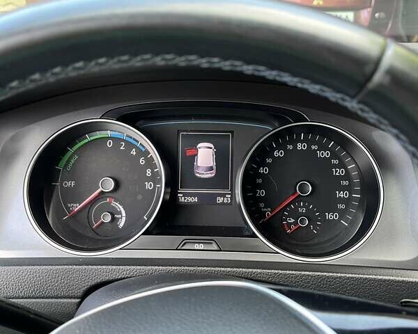 Черный Фольксваген e-Golf, объемом двигателя 0 л и пробегом 180 тыс. км за 7650 $, фото 18 на Automoto.ua