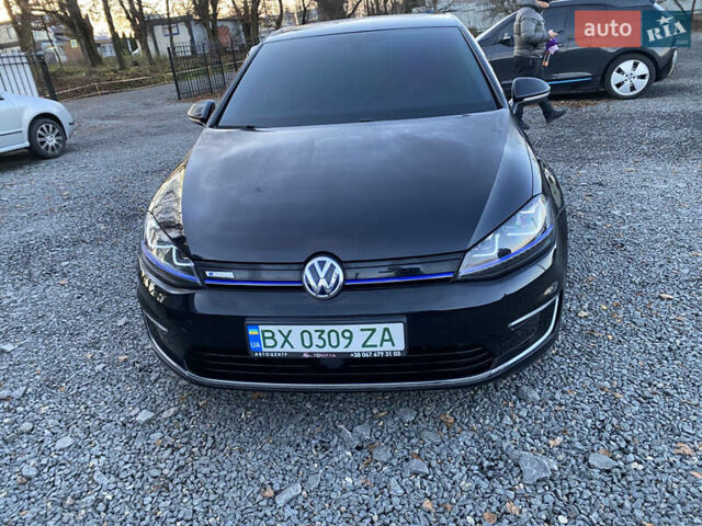 Черный Фольксваген e-Golf, объемом двигателя 0 л и пробегом 120 тыс. км за 9000 $, фото 1 на Automoto.ua