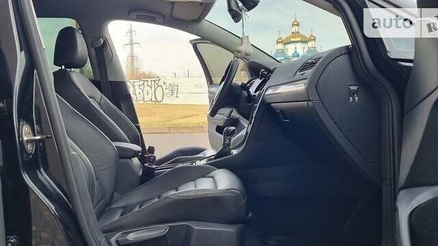 Чорний Фольксваген e-Golf, об'ємом двигуна 0 л та пробігом 88 тис. км за 12999 $, фото 12 на Automoto.ua