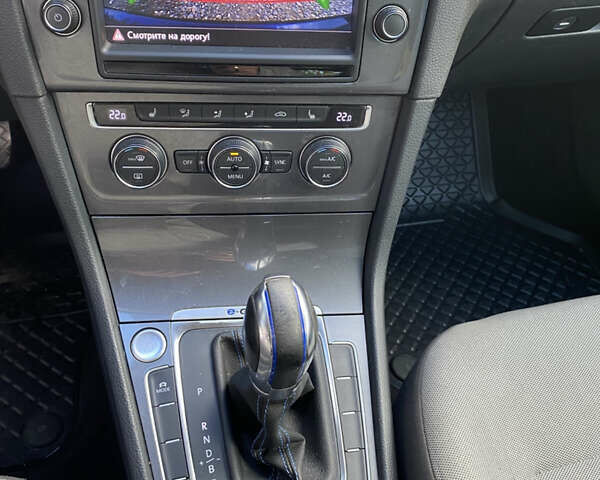 Чорний Фольксваген e-Golf, об'ємом двигуна 0 л та пробігом 144 тис. км за 8999 $, фото 15 на Automoto.ua