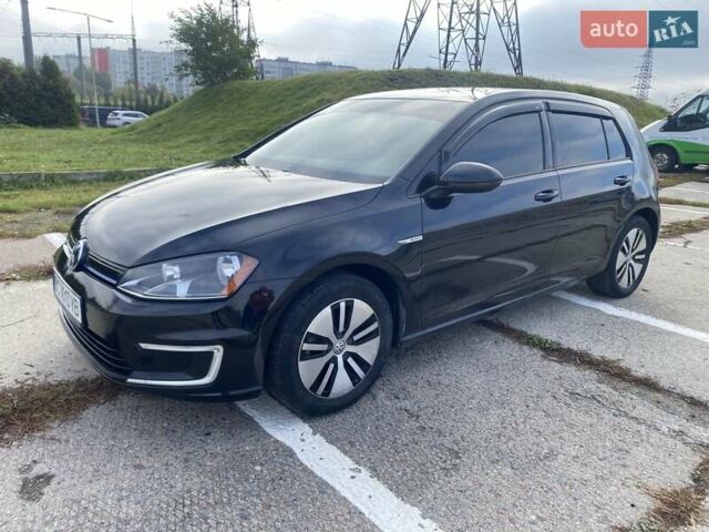 Черный Фольксваген e-Golf, объемом двигателя 0 л и пробегом 158 тыс. км за 6950 $, фото 13 на Automoto.ua