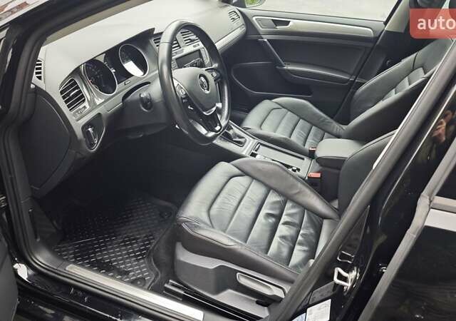 Черный Фольксваген e-Golf, объемом двигателя 0 л и пробегом 106 тыс. км за 8900 $, фото 9 на Automoto.ua
