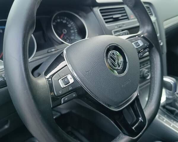 Чорний Фольксваген e-Golf, об'ємом двигуна 0 л та пробігом 120 тис. км за 7750 $, фото 43 на Automoto.ua