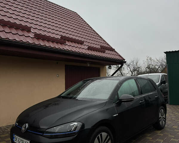 Черный Фольксваген e-Golf, объемом двигателя 0 л и пробегом 136 тыс. км за 8300 $, фото 2 на Automoto.ua