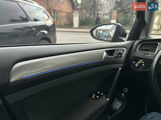Чорний Фольксваген e-Golf, об'ємом двигуна 0 л та пробігом 122 тис. км за 9400 $, фото 26 на Automoto.ua