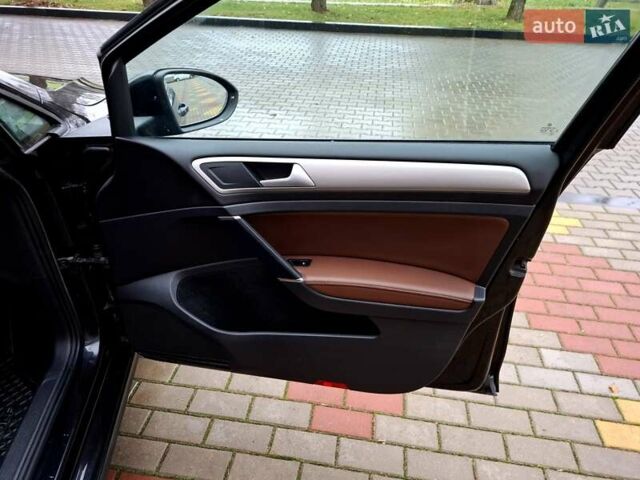 Черный Фольксваген e-Golf, объемом двигателя 0 л и пробегом 112 тыс. км за 8600 $, фото 19 на Automoto.ua