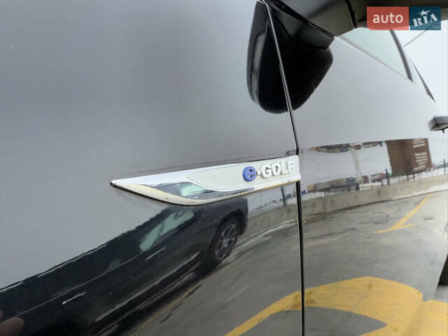 Чорний Фольксваген e-Golf, об'ємом двигуна 0 л та пробігом 96 тис. км за 8999 $, фото 17 на Automoto.ua