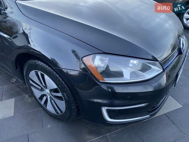 Черный Фольксваген e-Golf, объемом двигателя 0 л и пробегом 158 тыс. км за 6950 $, фото 12 на Automoto.ua
