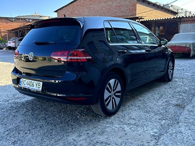 Черный Фольксваген e-Golf, объемом двигателя 0 л и пробегом 90 тыс. км за 10900 $, фото 1 на Automoto.ua