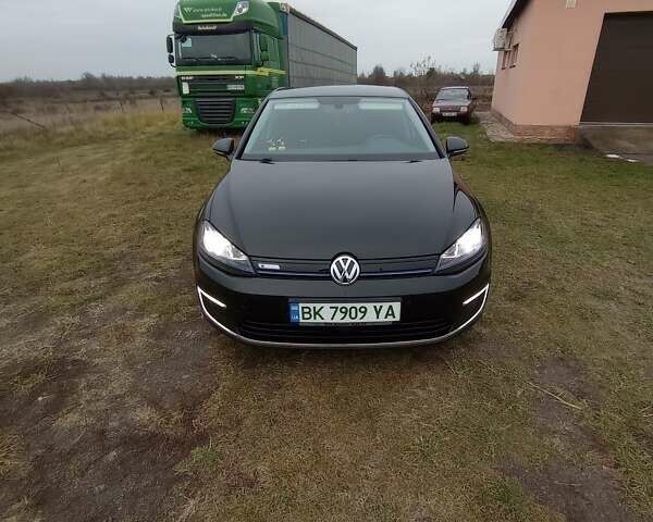 Чорний Фольксваген e-Golf, об'ємом двигуна 0 л та пробігом 130 тис. км за 8800 $, фото 11 на Automoto.ua