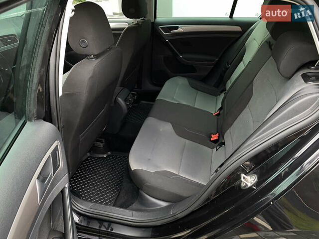 Черный Фольксваген e-Golf, объемом двигателя 0 л и пробегом 145 тыс. км за 7900 $, фото 12 на Automoto.ua