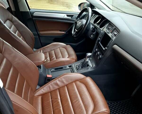 Черный Фольксваген e-Golf, объемом двигателя 0 л и пробегом 112 тыс. км за 8600 $, фото 17 на Automoto.ua