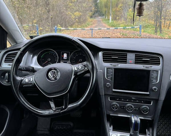 Чорний Фольксваген e-Golf, об'ємом двигуна 0 л та пробігом 90 тис. км за 9400 $, фото 3 на Automoto.ua