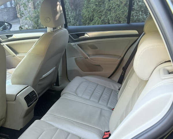 Чорний Фольксваген e-Golf, об'ємом двигуна 0 л та пробігом 140 тис. км за 10000 $, фото 10 на Automoto.ua