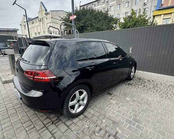 Черный Фольксваген e-Golf, объемом двигателя 0 л и пробегом 142 тыс. км за 8900 $, фото 3 на Automoto.ua