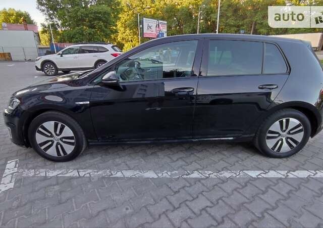 Чорний Фольксваген e-Golf, об'ємом двигуна 0 л та пробігом 99 тис. км за 11550 $, фото 12 на Automoto.ua