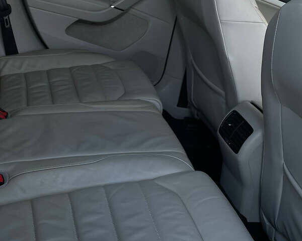 Черный Фольксваген e-Golf, объемом двигателя 0 л и пробегом 186 тыс. км за 9300 $, фото 23 на Automoto.ua