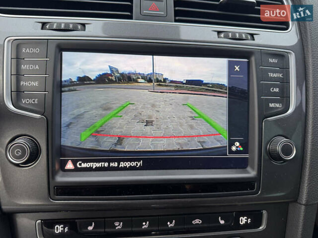 Черный Фольксваген e-Golf, объемом двигателя 0 л и пробегом 136 тыс. км за 9299 $, фото 69 на Automoto.ua