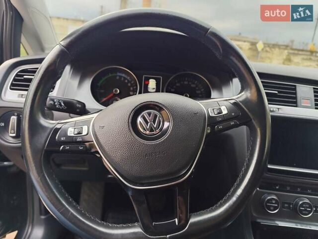 Черный Фольксваген e-Golf, объемом двигателя 0 л и пробегом 184 тыс. км за 9650 $, фото 28 на Automoto.ua
