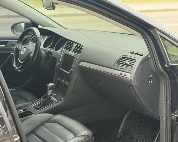 Черный Фольксваген e-Golf, объемом двигателя 0 л и пробегом 111 тыс. км за 10200 $, фото 10 на Automoto.ua