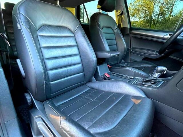 Черный Фольксваген e-Golf, объемом двигателя 0 л и пробегом 185 тыс. км за 10000 $, фото 5 на Automoto.ua