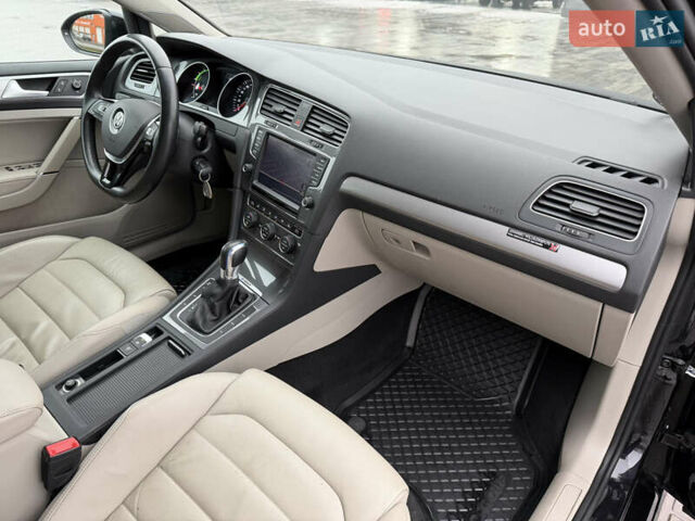 Черный Фольксваген e-Golf, объемом двигателя 0 л и пробегом 168 тыс. км за 8550 $, фото 32 на Automoto.ua