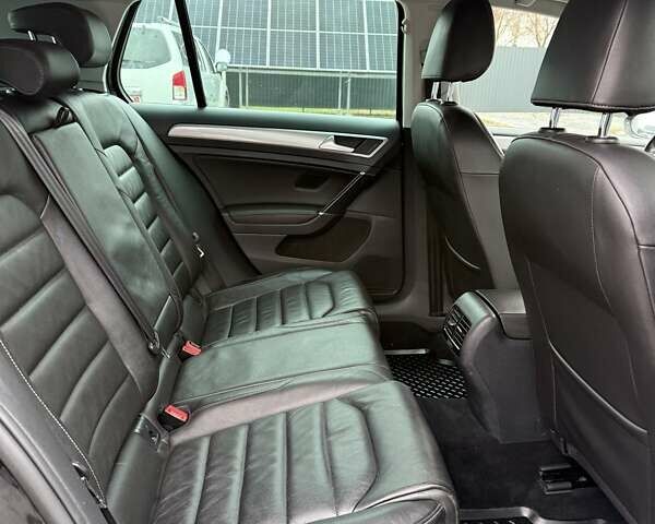 Чорний Фольксваген e-Golf, об'ємом двигуна 0 л та пробігом 130 тис. км за 9200 $, фото 35 на Automoto.ua