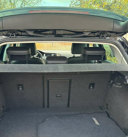 Черный Фольксваген e-Golf, объемом двигателя 0 л и пробегом 125 тыс. км за 9700 $, фото 12 на Automoto.ua