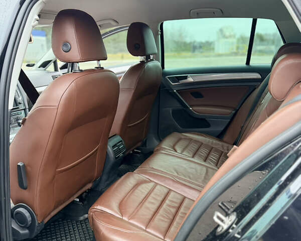 Чорний Фольксваген e-Golf, об'ємом двигуна 0 л та пробігом 154 тис. км за 8500 $, фото 12 на Automoto.ua