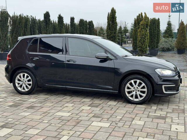 Черный Фольксваген e-Golf, объемом двигателя 0 л и пробегом 158 тыс. км за 8500 $, фото 3 на Automoto.ua